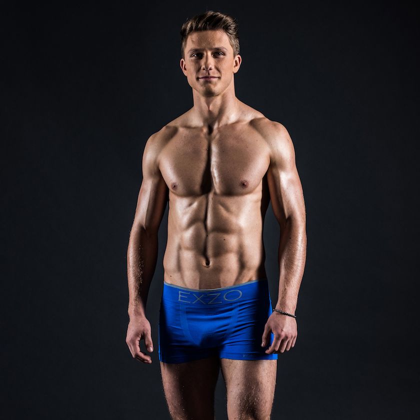 Mister Polski 2016: sesja kandydatów w bieliźnie