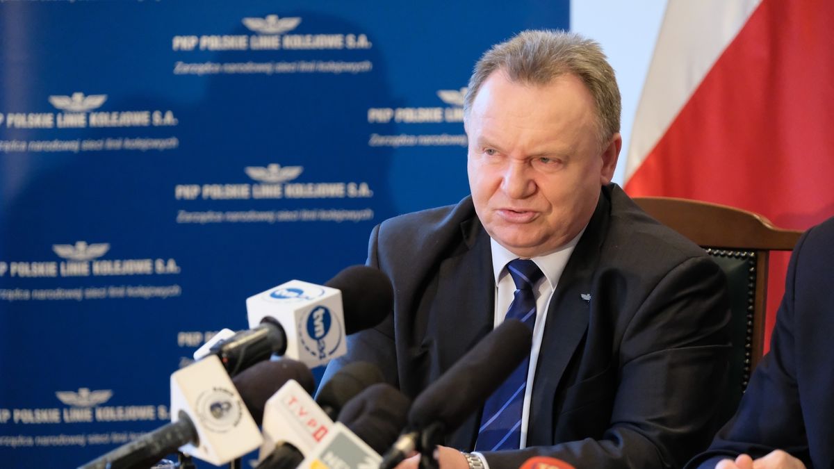 - Problemy z wykonawcą spowodowały, musimy działać w sposób niekonwencjonalny - powiedział prezes PKP PLK.
