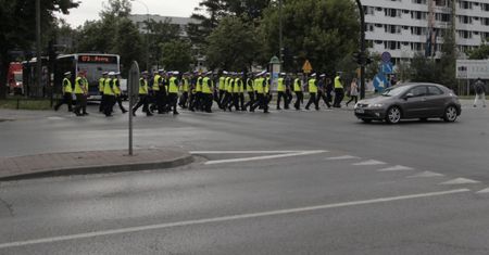 Jechał pijany i pod prąd. Nie zauważył 40 policjantów
