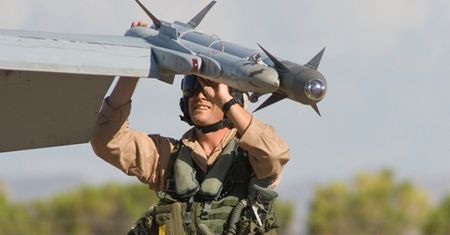 Pociski dla polskich F-16. Nowy kontrakt na AIM-9X