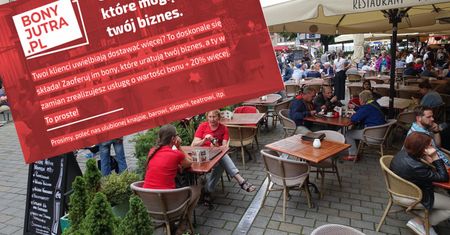 Koronawirus. Dostawy już nie wystarczą. Restauracje oferują bony na przyszłość