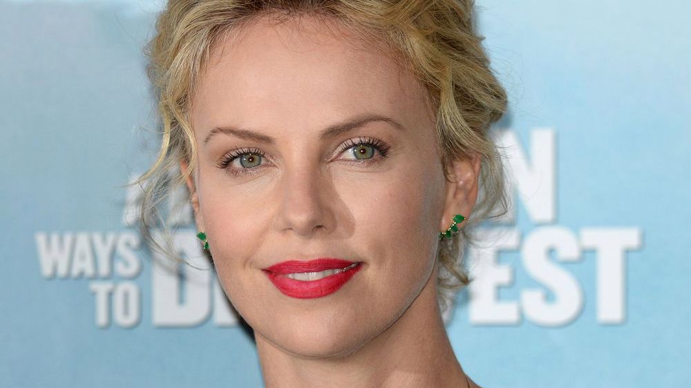 27.MAY.2014 - LONDON - UK

CHARLIZE THERON

A MILLION WAYS TO DIE IN THE WEST PHOTOCALL AT CLARIDGES HOTEL IN LONDON

BYLINE MUST READ : XPOSUREPHOTOS.COM

***UK CLIENTS - PICTURES CONTAINING CHILDREN PLEASE PIXELATE FACE PRIOR TO PUBLICATION ***

UK CLIENTS MUST CALL PRIOR TO TV OR ONLINE USAGE PLEASE TELEPHONE 0208 344 2007**