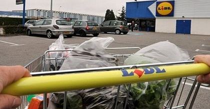 Lidl uznaje prawo Polaków do mówienia po polsku