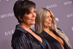 Oficjalny styl według Kim Kardashian, czyli marynarka na goły biust