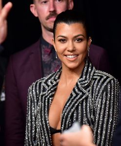 Kourtney Kardashian w odważnej kreacji. Przyćmiła siostry?