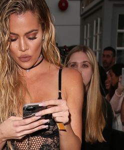 "Zaraz złamiesz jej kark". Internautki rzuciły się, by skrytykować Khloe Kardashian