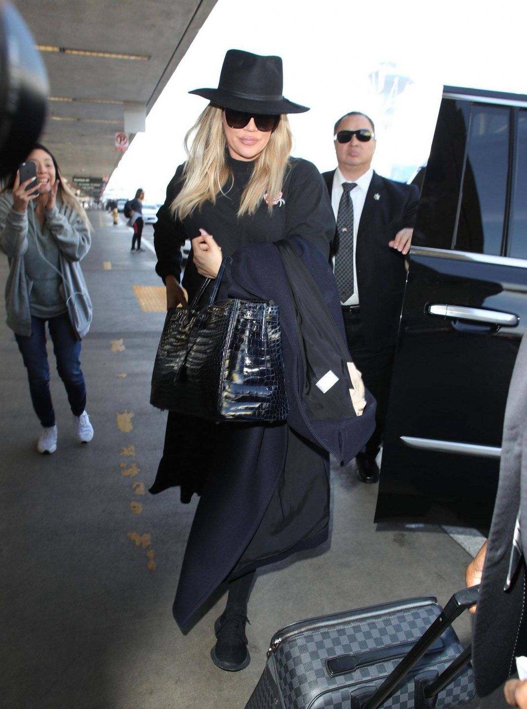 Khloe Kardashian w ciąży przyłapana przez paparazzi