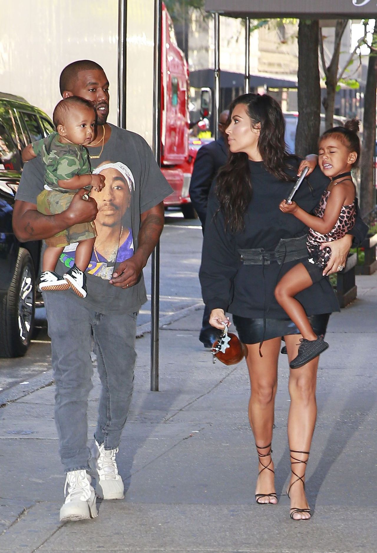 Kim i Kanye spodziewają się trzeciego dziecka! To nie Kardashian jest w ciąży