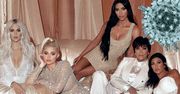 Siostry Kardashian na koronawirusie zarobią fortunę. Ze śmiercionośnej choroby zrobiły sobie dochodowy biznes