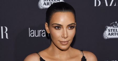 "Z kamerą u Kardashianów": Kim Kardashian w seksownym kombinezonie