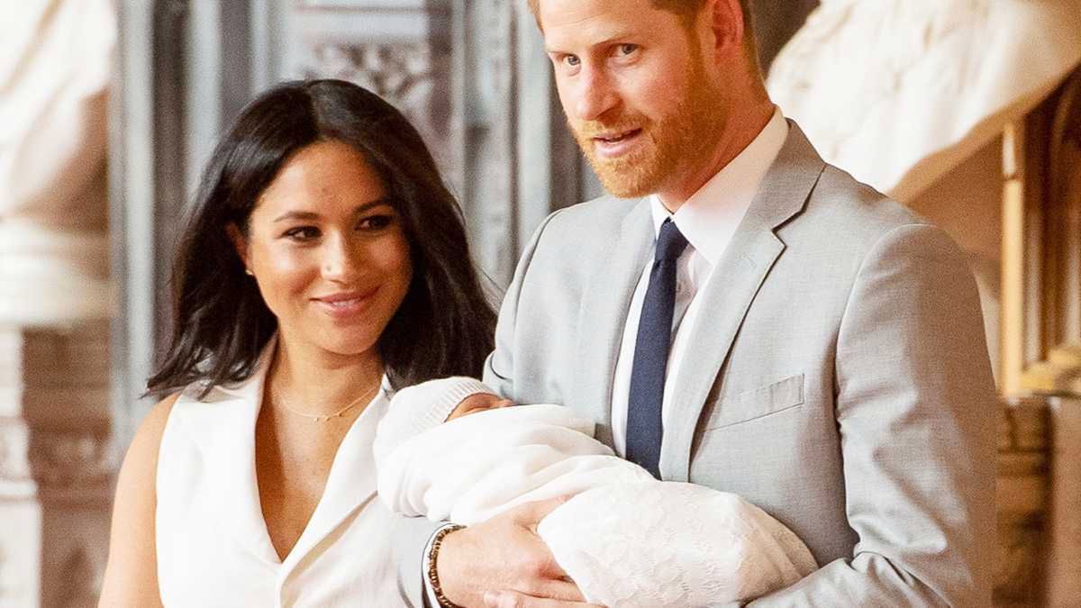 Meghan Markle, książę Harry z synem Archie