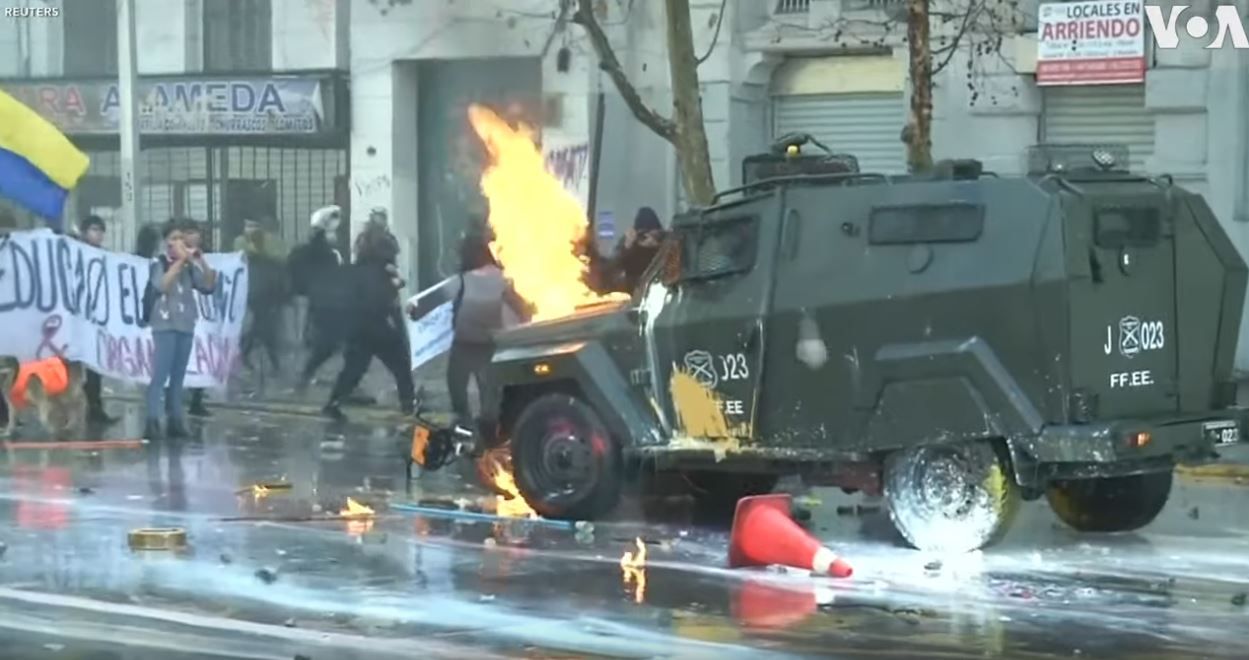 Protesty studentów i nauczycieli w Chile. Ostre starcia z policją