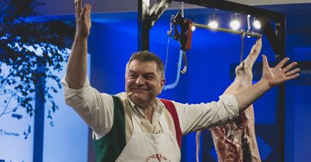 Został rzeźnikiem z obowiązku. Dario Cecchini codziennie przerabia kilogramy mięsa