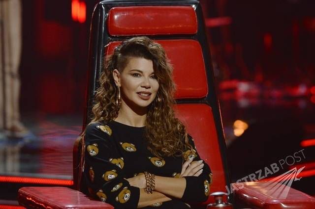 Edyta Górniak w The Voice of Poland 6 w bluzie Moschino