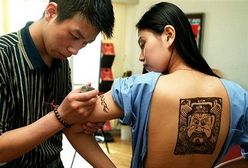 Tatuaż nie dla hostessy na olimpiadzie