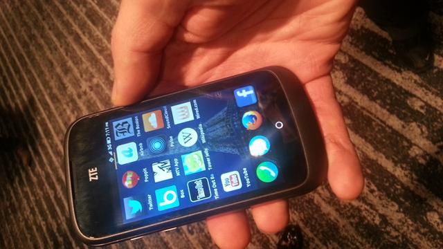 Pierwszy telefon z Firefox OS już do kupienia