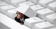 Sąd domaga się informacji na temat szpiegowania internautów i przedsiębiorstw przez FBI
