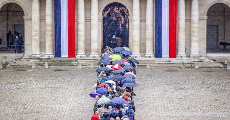Francja. Tysiące ludzi żegna Jacques'a Chiraca