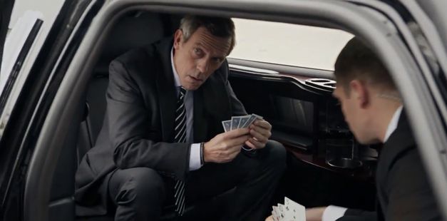 Hugh Laurie z figurantką Julią Louis-Dreyfuss! WIDEO