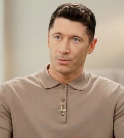 Robert Lewandowski screen DDTVN