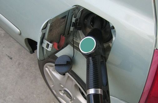 Szara strefa paliwowa w Polsce. Państwo traci 10 mld zł rocznie