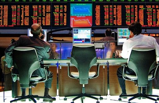 Kryzys na rynku surowców potrwa lata. Firmy to wytrzymają?