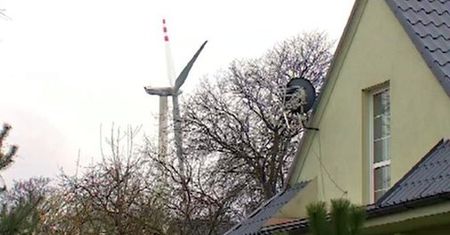 Ustawa wiatrakowa. Posłowie nie mówią o prawdziwych konsekwencjach nowego prawa