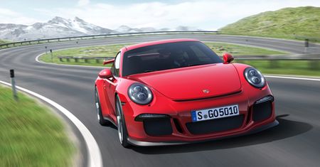 Porsche chwali się wynikami. Sprzedaje coraz więcej luksusowych aut