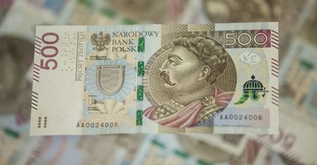 Są problemy przy płaceniu nowym 500 zł