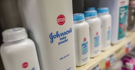 Kolejny wyrok dla Johnson & Johnson. Koncern zapłaci 55 mln dol. odszkodowania