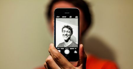Hasło do bankowości elektronicznej to już przeżytek. Teraz za zakupy zapłacisz za pomocą... selfie