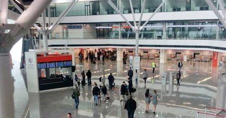 Nowy terminal na Okęciu. Lotnisko Chopina uruchomiło zmodernizowaną część