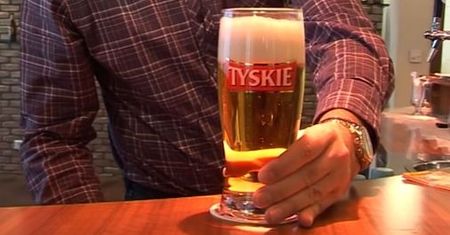 Ile jest chmielu w polskim piwie? Piwna wojna Palikota i browarów