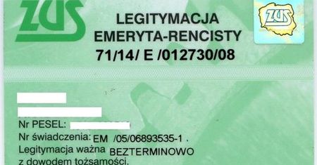 Z legitymacji emeryta znikną symbol i numer świadczenia