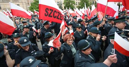 Emerytury w Polsce. Celnicy chcą jednakowych emerytur dla wszystkich funkcjonariuszy