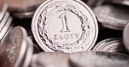Kolejny dzień mocnego osłabienia złotego