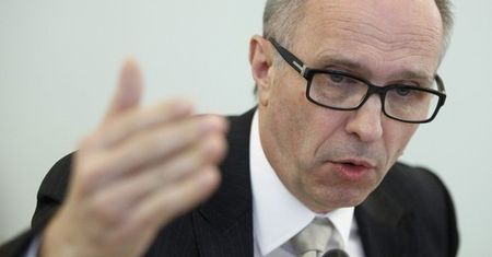 KNF do ubezpieczycieli: podnieście ceny ubezpieczeń komunikacyjnych