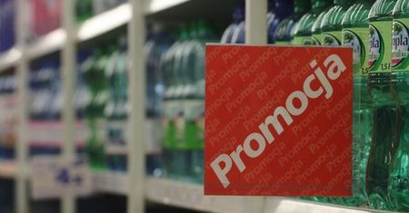Jak nie zbankrutować przed świętami? Oto pułapki stosowane przez sklepy