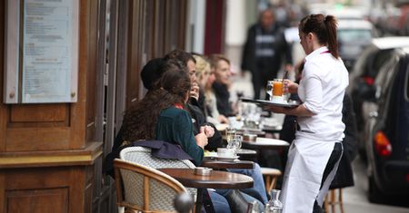 Zarobki we Francji. Kobiety cały czas dostają mniej