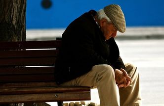 Długi Polaków. Według KRD, suma należności emerytów urosła do 2 miliardów zł