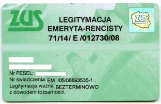 Z legitymacji emeryta znikną symbol i numer świadczenia