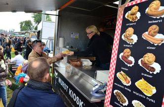 Minister finansów nie lubi foodtrucków. Właśnie podwyższył im podatek VAT