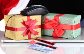 Kupując świąteczne prezenty w internecie łatwo o pomyłkę. Jak oddać nietrafiony upominek?