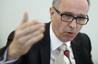 KNF do ubezpieczycieli: podnieście ceny ubezpieczeń komunikacyjnych