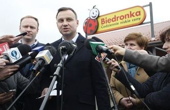 Kaczyński "zreformował" Biedronkę? Oto jak politycy flirtowali z siecią dyskontów