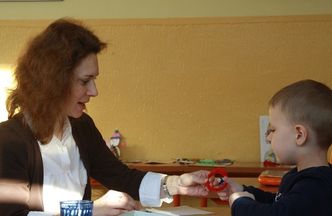 Prawnicy i rodzice biją na alarm. Niższe subwencje dla tych uczniów