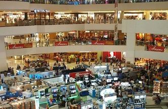 Outlety w Polsce. Klientów coraz więcej, ale nowych sklepów nie będzie