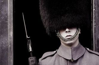 Praca w Wielkiej Brytanii - ile da się zarobić, ile zaoszczędzić?