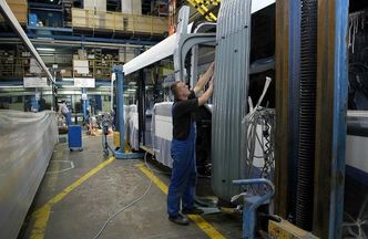 Solaris będzie dostarczał elektryczne autobusy do Paryża? Rozpoczynają się testy