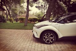 Toyota C-HR - modny crossover
